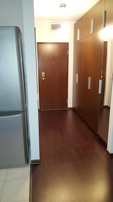 Sunlight Studio Apartment Oradea Extérieur photo